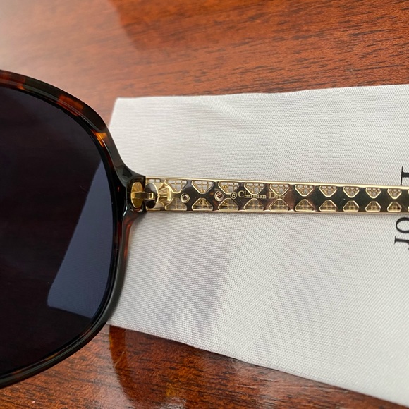 Dior sunglasses - Picture 9 of 11